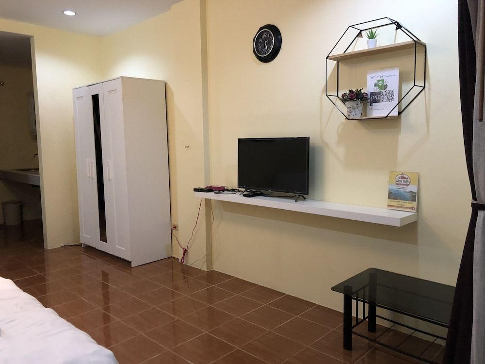 RoomQuest One Bangsaray