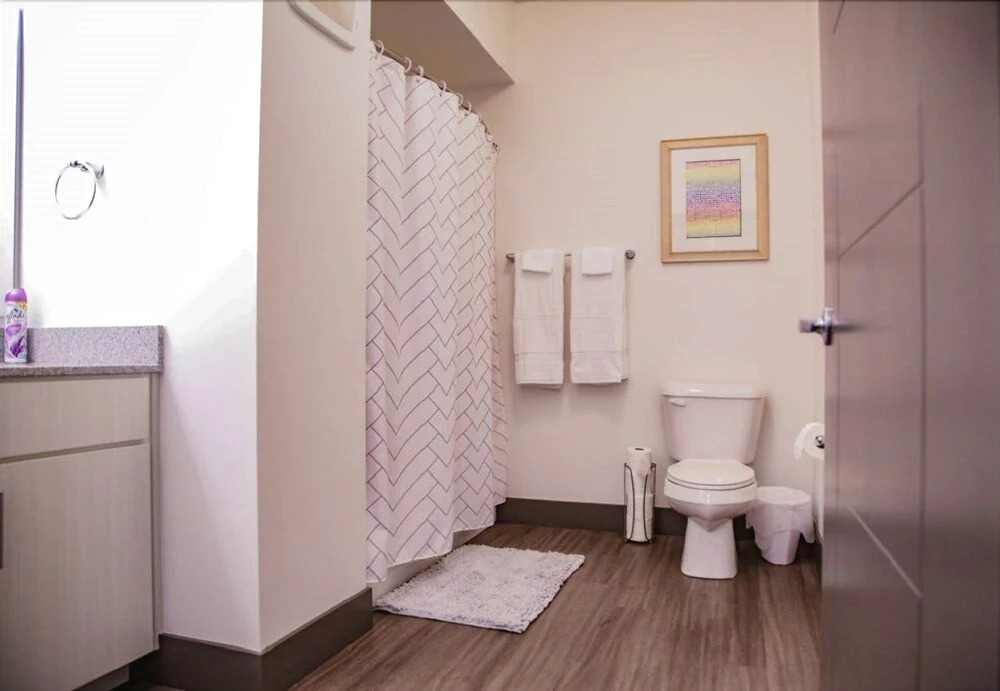 Urban Deco 1BR In Lockerbie District