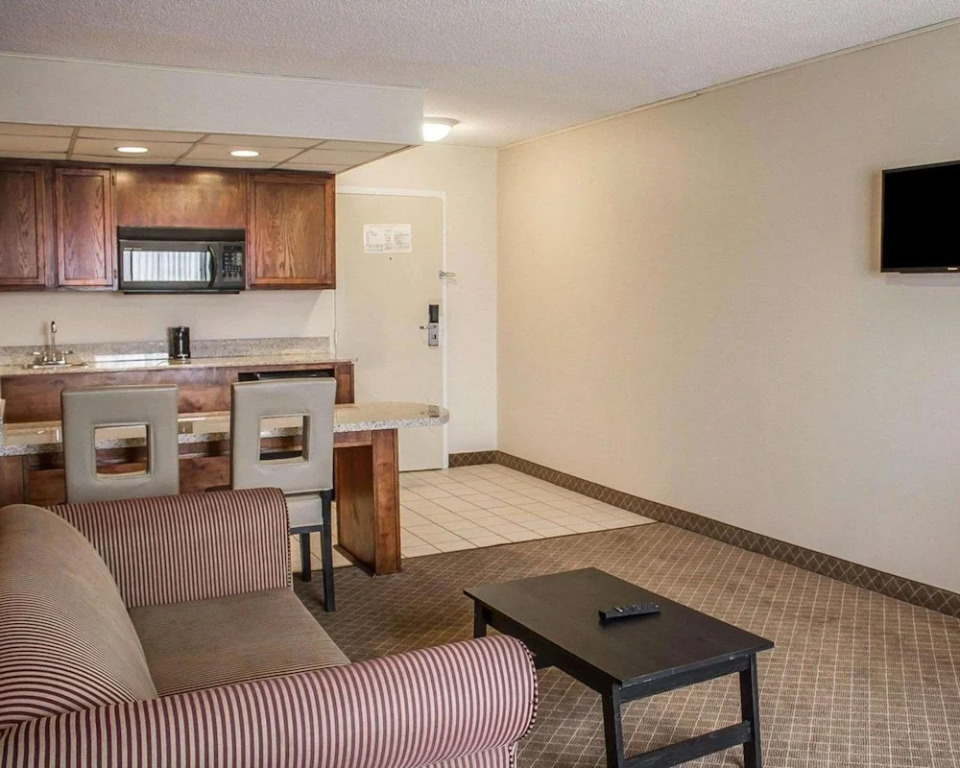 Comfort Inn North
