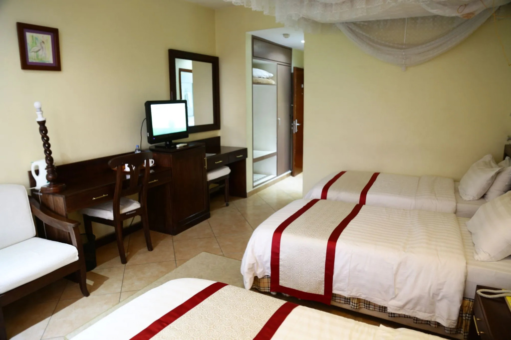 New Safari Hotel