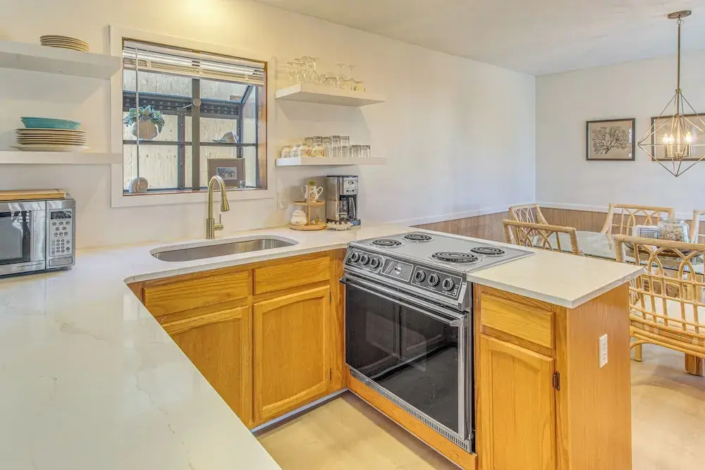 Steps to Sand! Home w/ 3 Decks in Sunset Beach