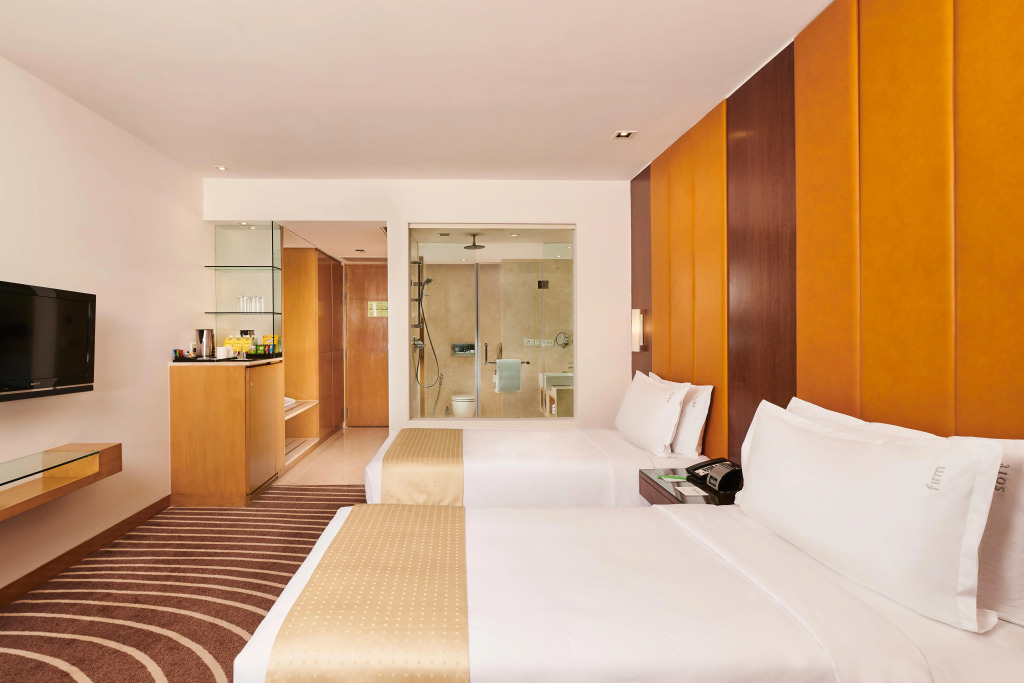 Holiday Inn Mumbai International Airport by IHG