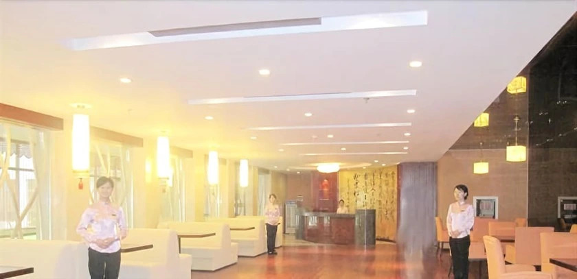 Jiuhuashan Center Hotel