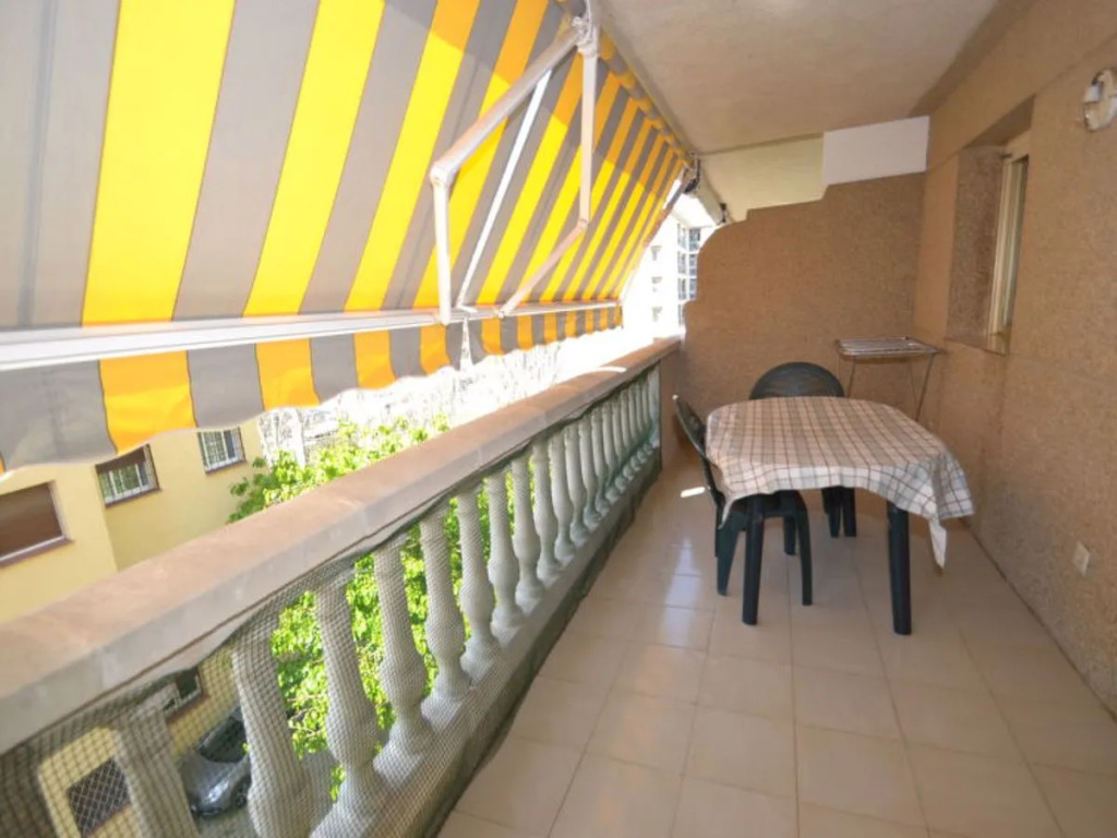 Apartment Albeniz La Pineda