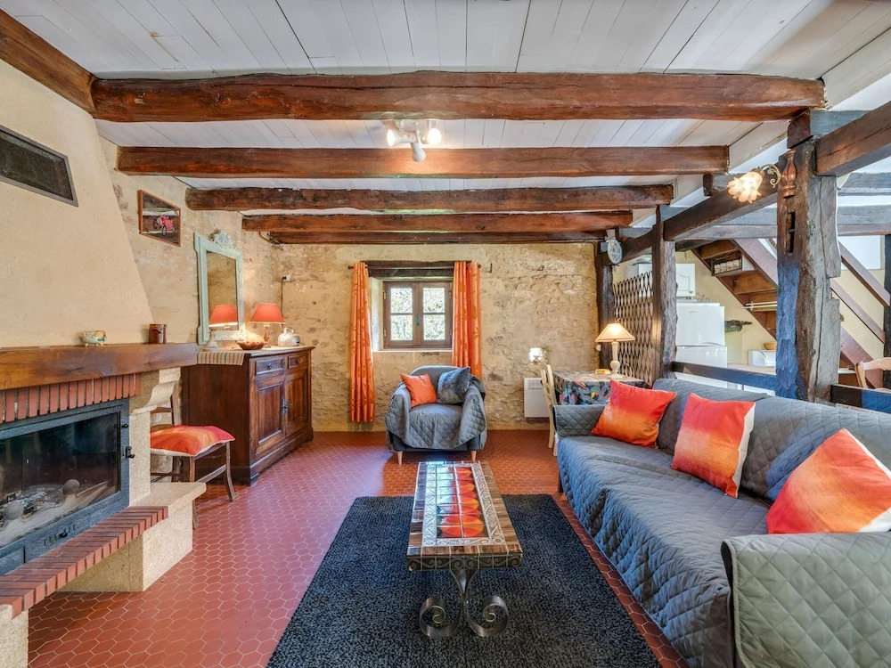 Cosy Holiday Home With Garden