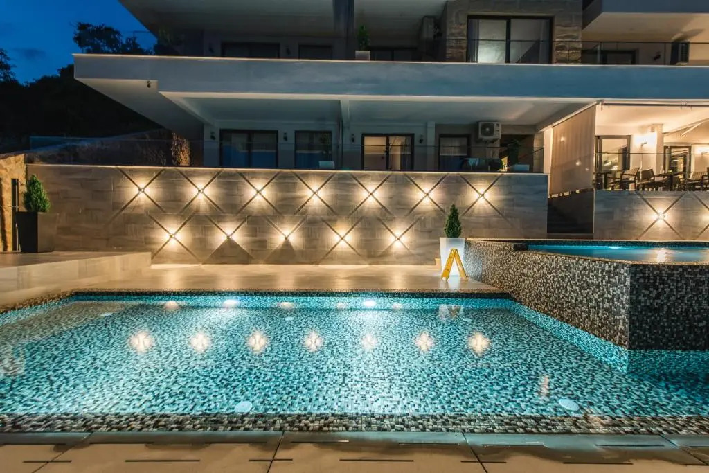 Dollaku Seafront Apartments