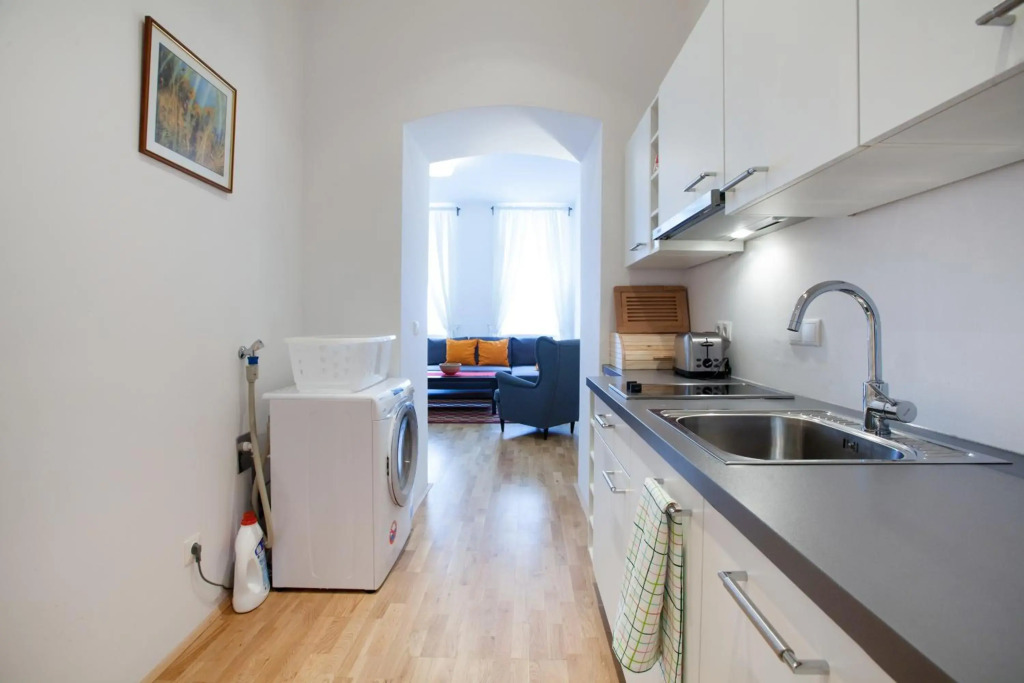 Apartment Theresiengasse