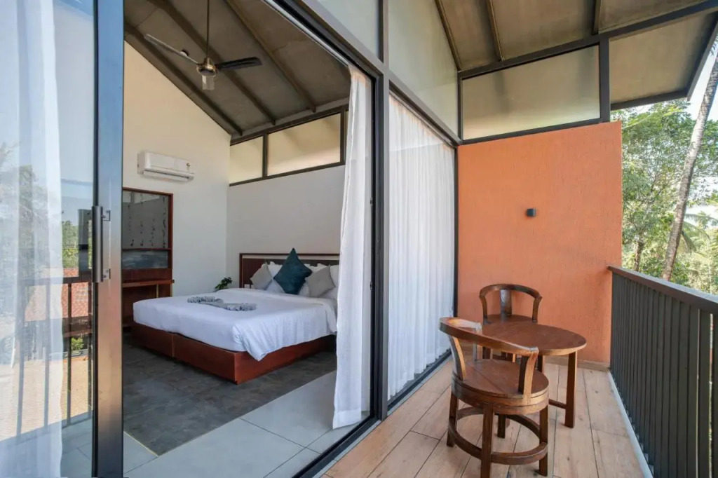 Crystal Kuruva Nature Resort & Spa
