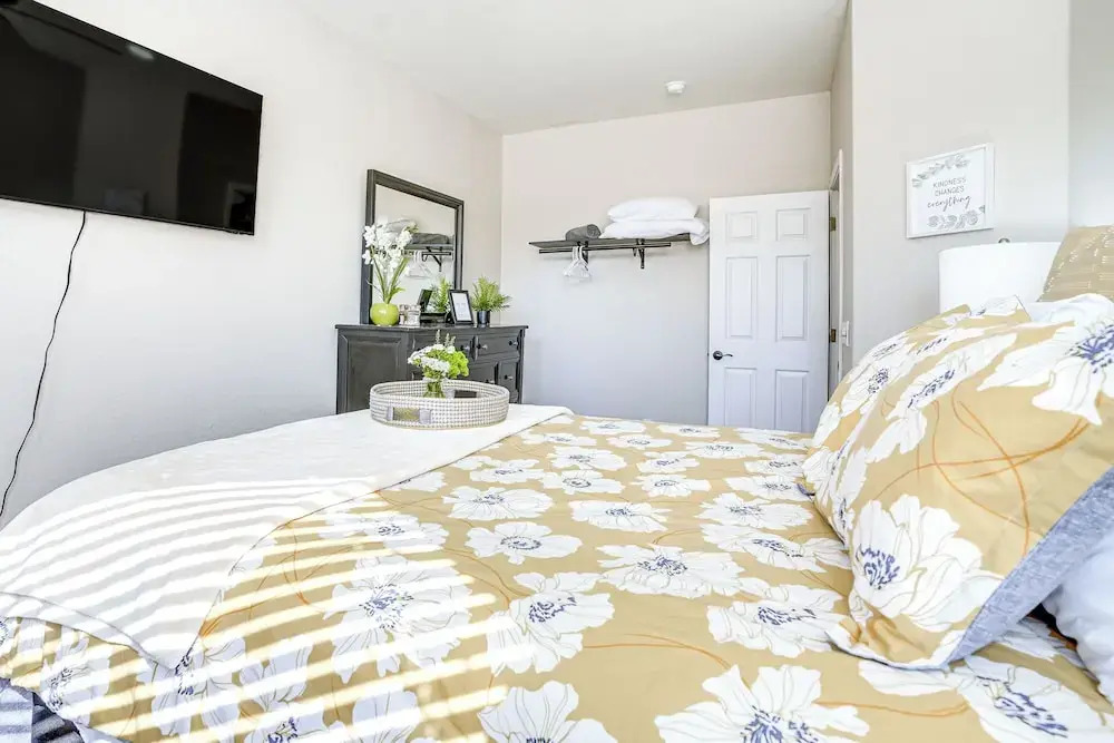 1/2 Mi to Lake: Family Home w/ Hot Tub in Goodyear