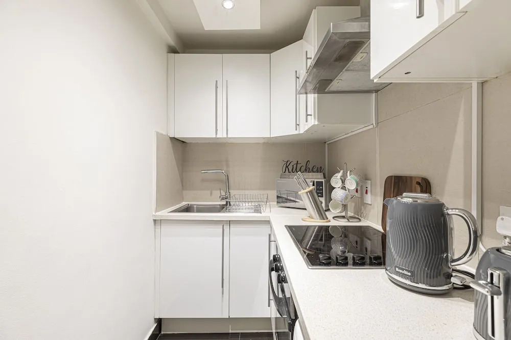 Bright, Lovely Studio in the Heart of London