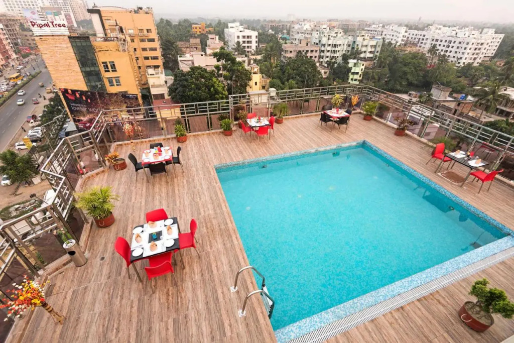 Regenta Inn Larica