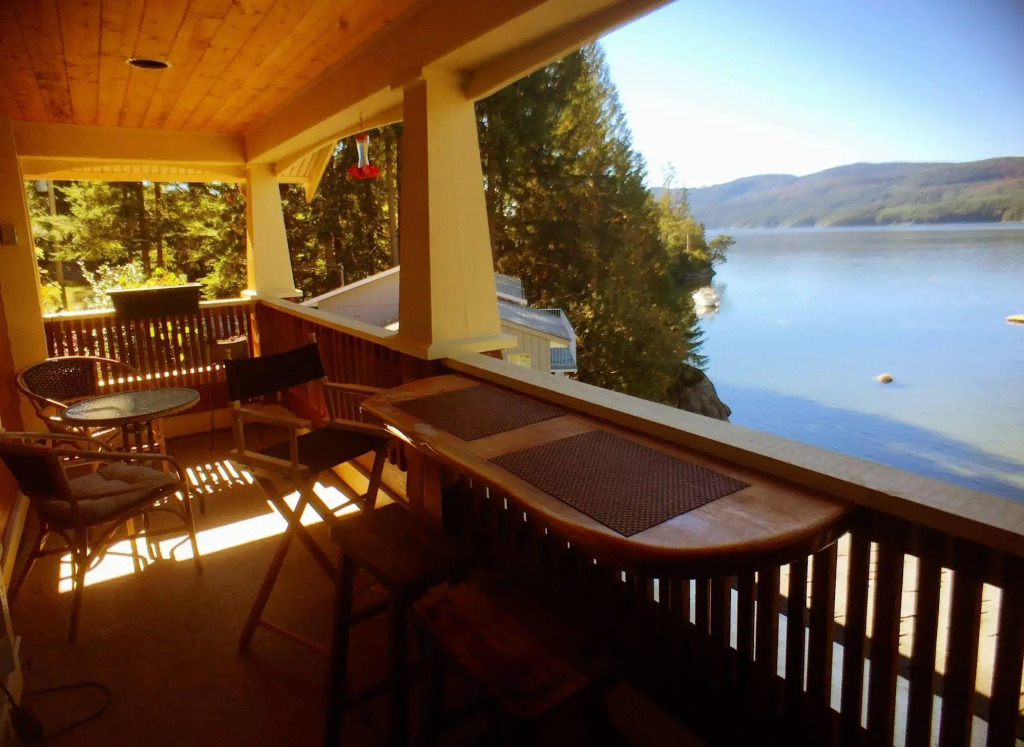 The Tuwanek Bed and Breakfast
