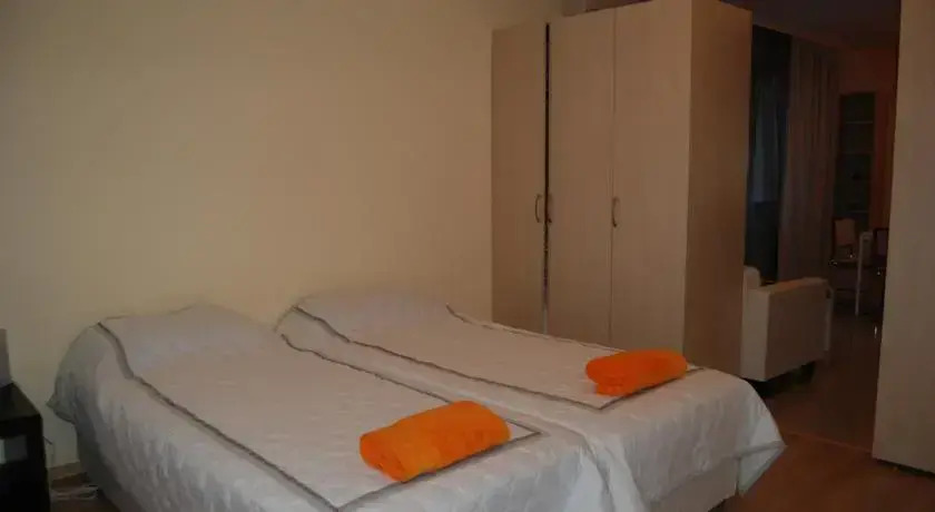 Aleko Apartments
