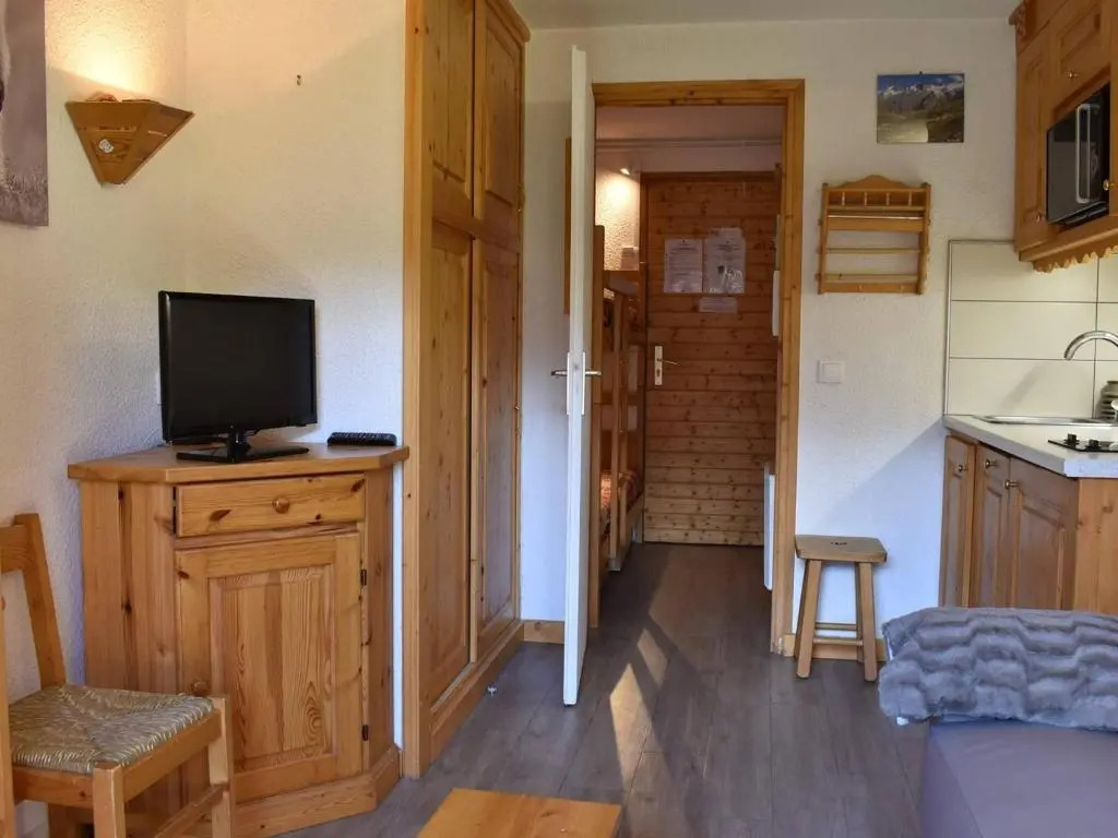 Appartement Méribel, 1 pièce, 3 personnes - FR-1-180-34