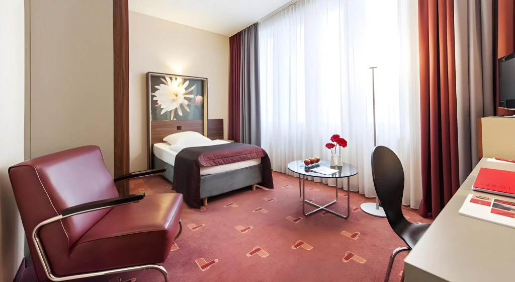 Premier Inn Köln City Mediapark