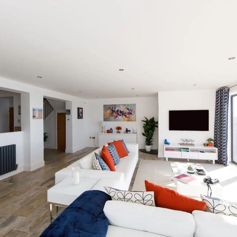 The Sea House - Ultimate Seafront Living & Sunsets