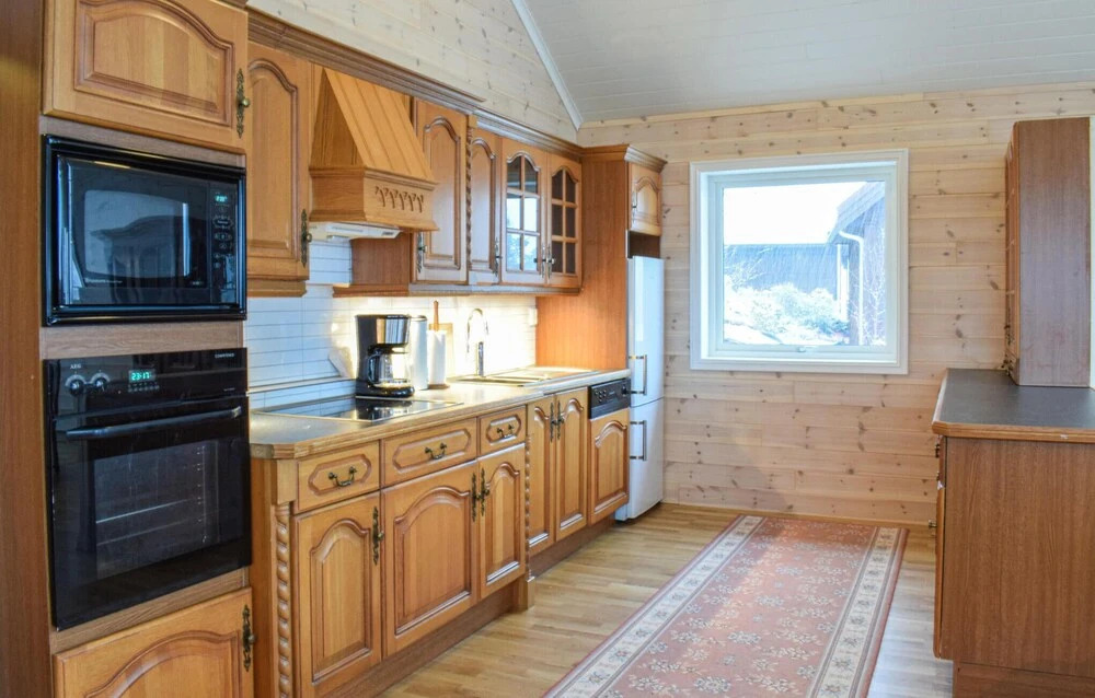 3 Bedroom Nice Home In Jelsa
