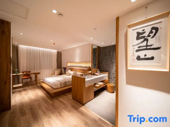 Read Life Hotel