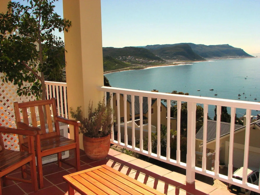Albatross Guest House