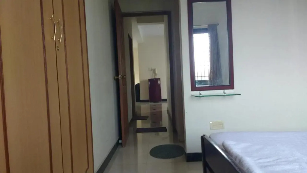 Roshini Serviced Apartments