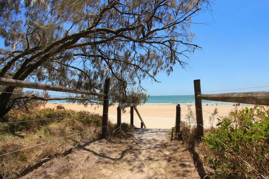 20 Steps to the Sand!