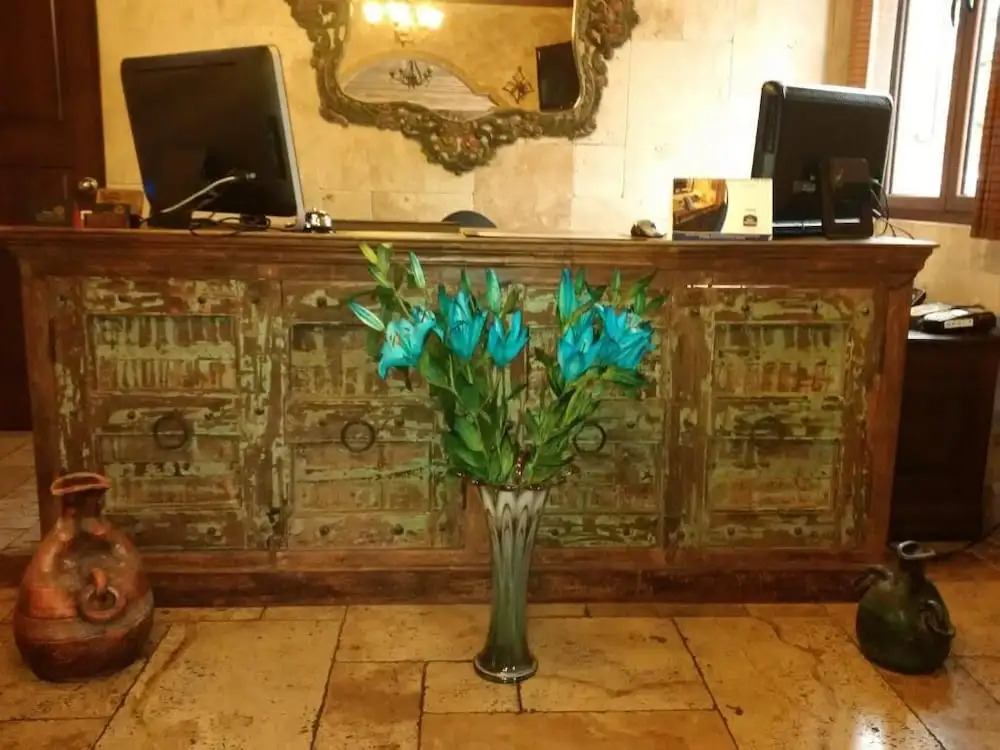 Hotel Genessis