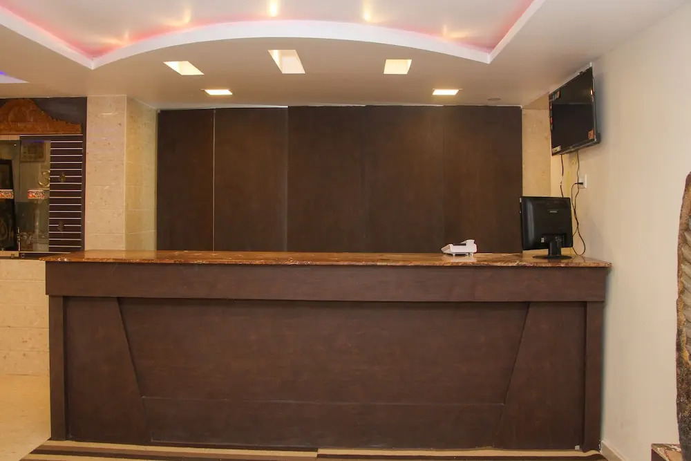 Hotel De Santosh Residency