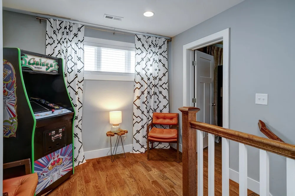Potter Lane Home - 4 Br Home