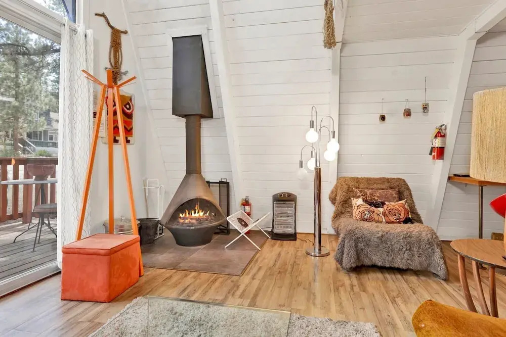 Sunrise Cottage-1800 by Big Bear Vacations