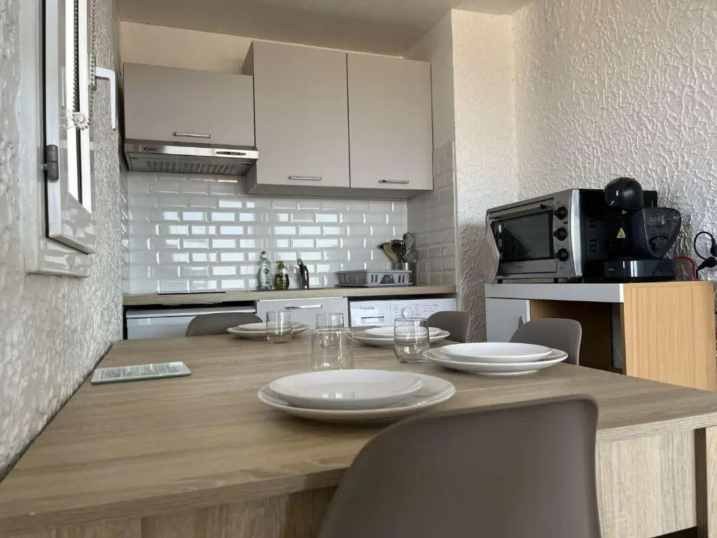 Appartement Lumio, 1 pièce, 4 personnes - FR-1-63-314