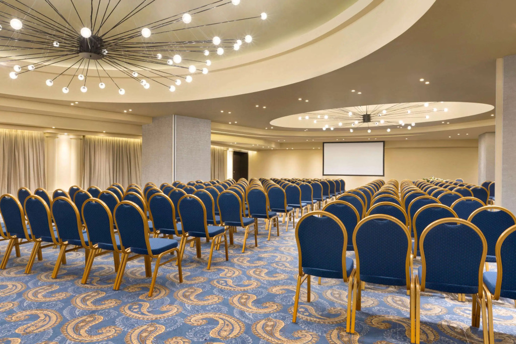 Отель Zeus Wyndham Grand Athens