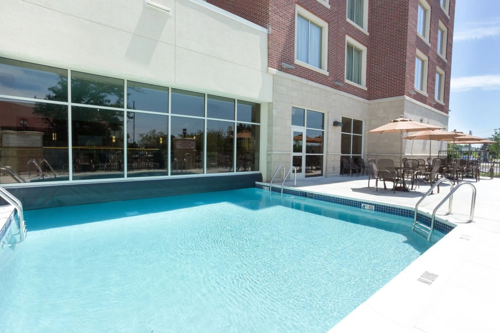Drury Inn & Suites Grand Rapids
