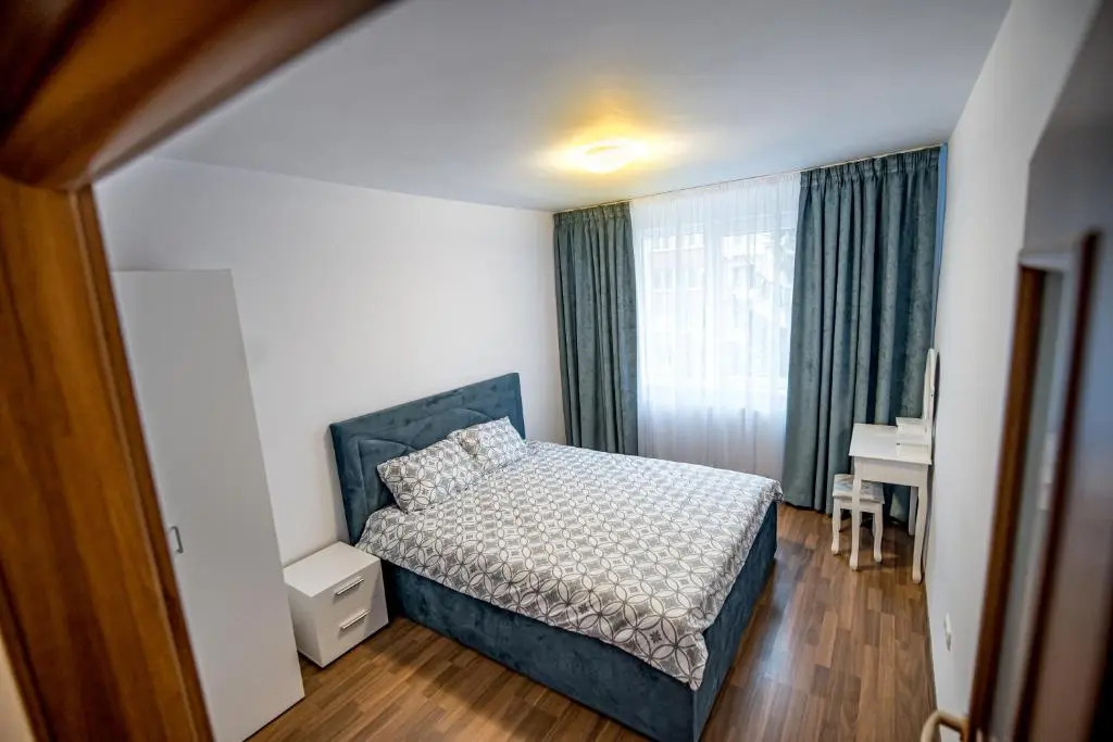Apartament 3 camere Royal Brasov