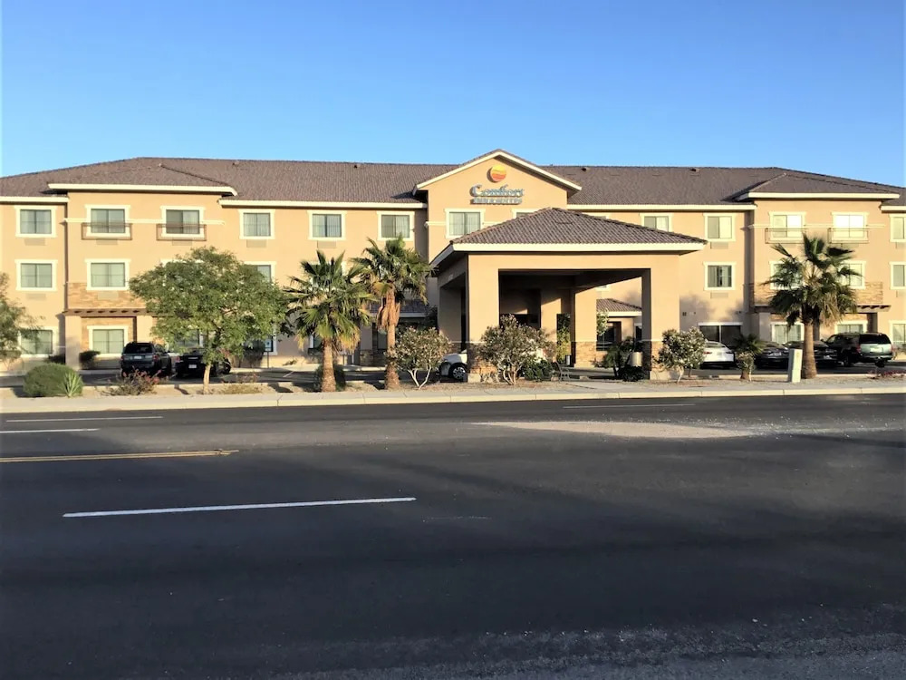 Comfort Inn And Suites