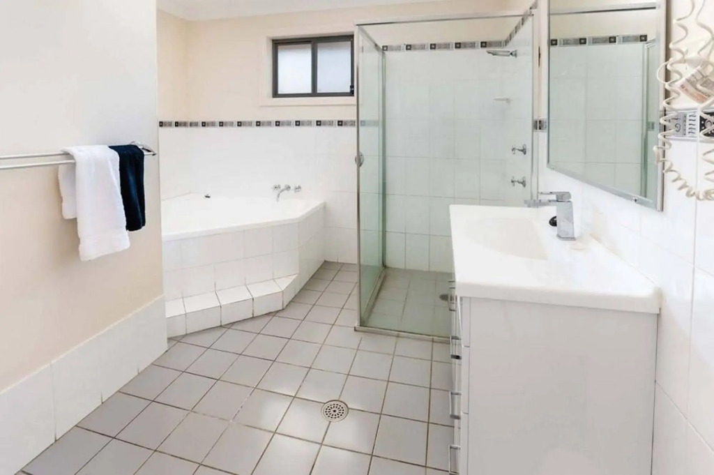 Bluegum Apartments