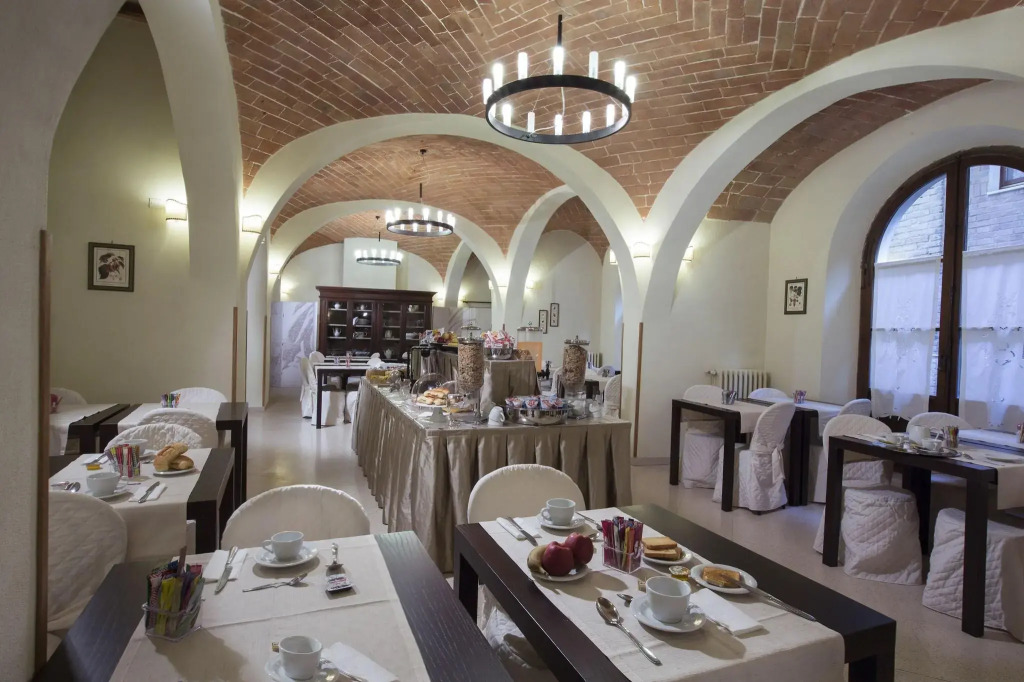 Hotel Alma Domus