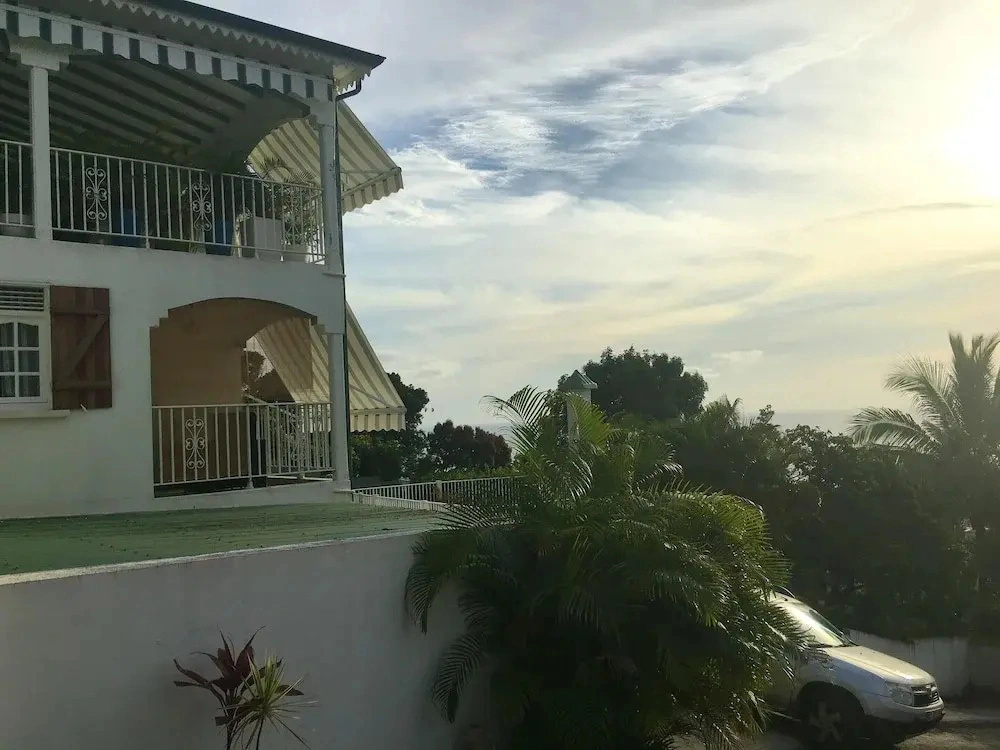 Property with 3 Bedrooms in Deshaies, with Wonderful Sea View, Shared Pool, Enclosed Garden - 2 Km From the Beach
