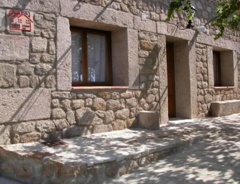 Casa Rural Ropino