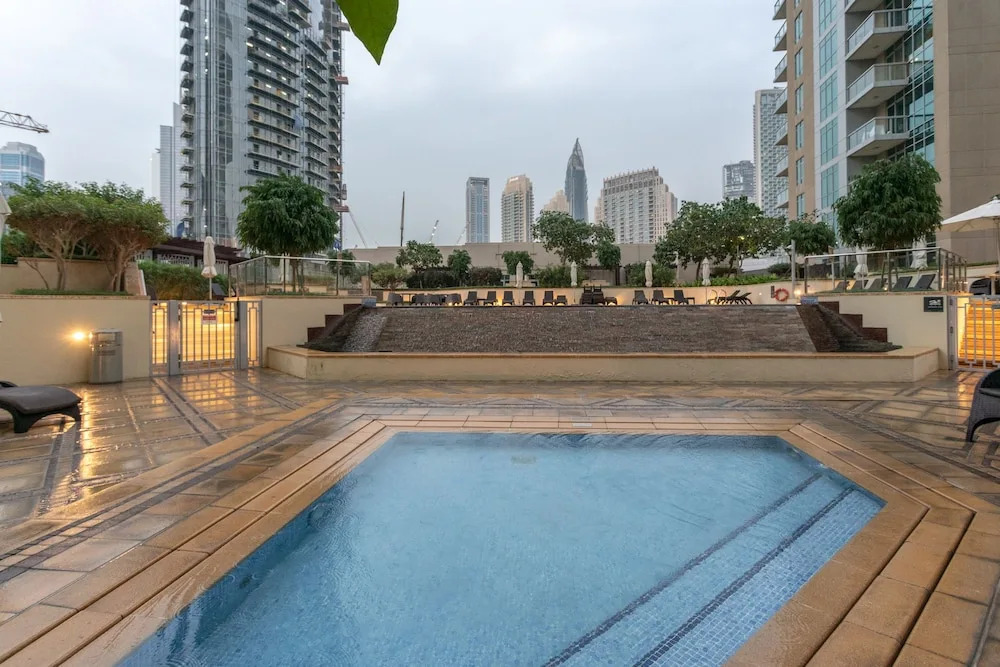 One Perfect Stay - Residence 1