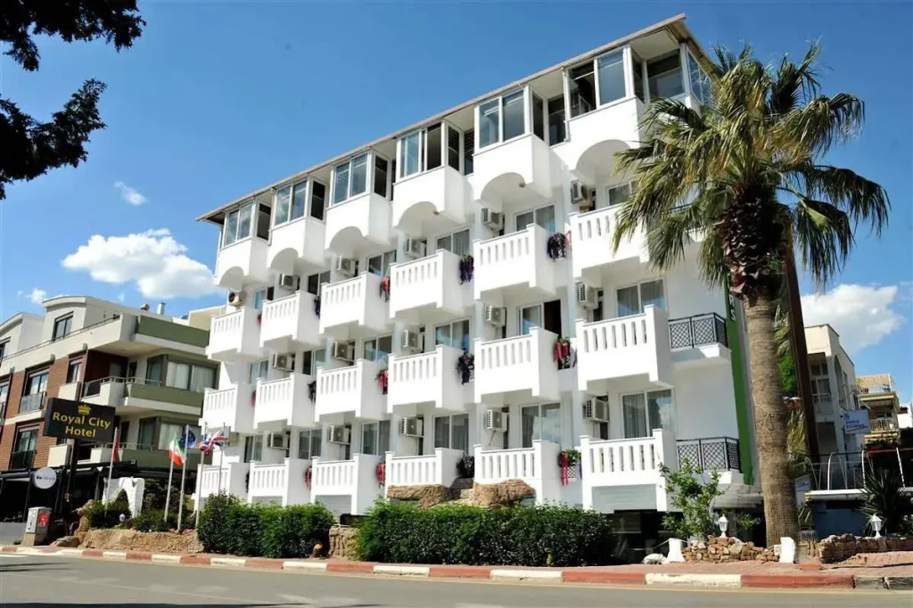 Royal City Hotel