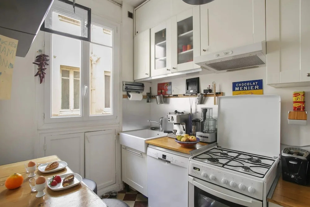 Comfortable Parisian Home 2mins From Metro Line 7
