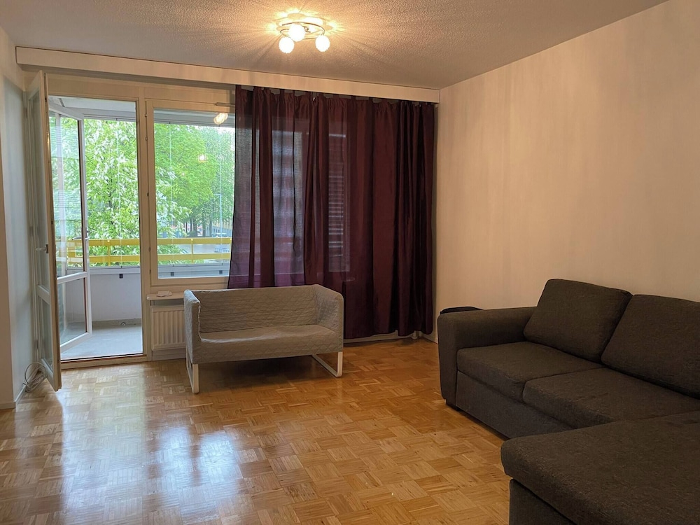 Lovely 2-br 77m2 Apart Pasila-train Station