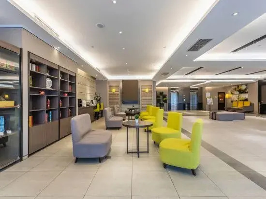 Homeinn Plus Hotel (Tai'an Dongyue Street Renault Wuyue Plaza)