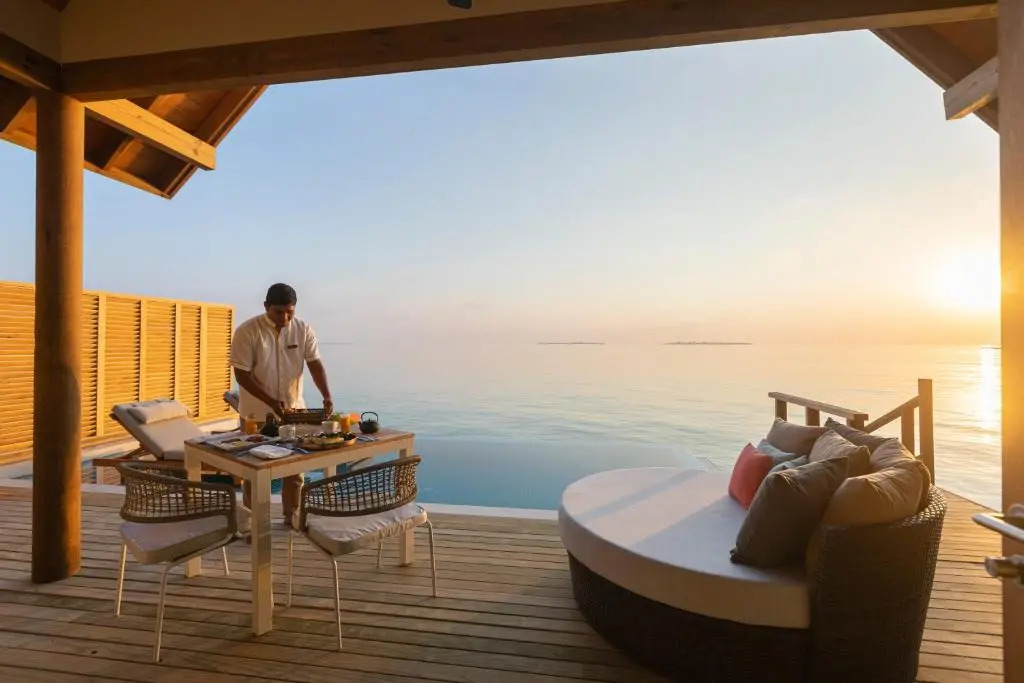 Emerald Faarufushi Resort & Spa - Deluxe All Inclusive