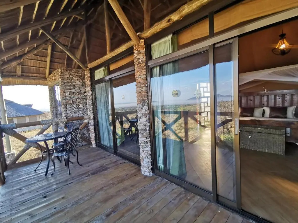 Serengeti Safari Lodge