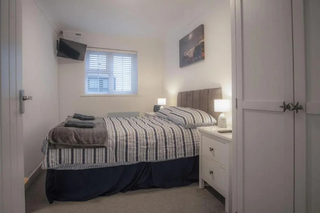 Castle Cove - 1 Bedroom Apartment - Tenby