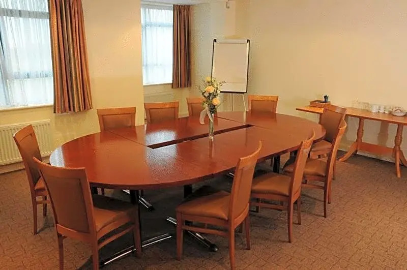 Sefton Express Hotel