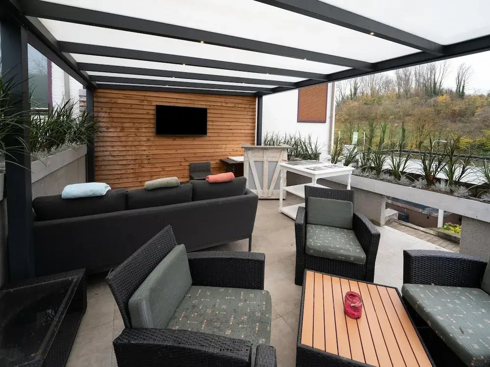 Luxury house in South Limburg near forest