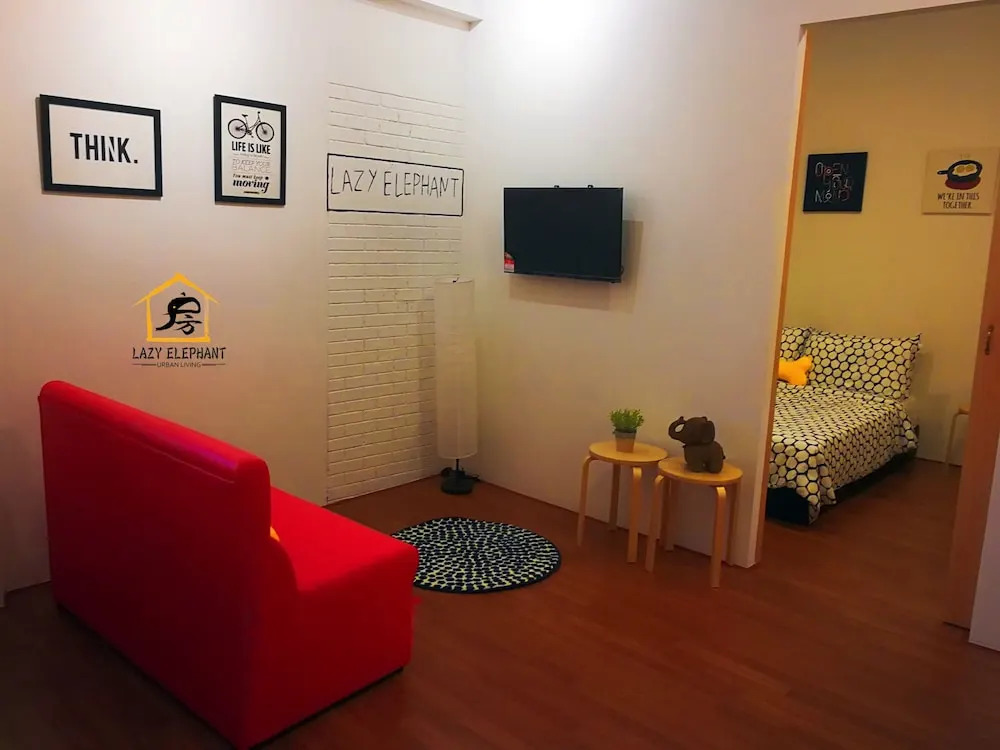 Lazy Elephant Guesthouse