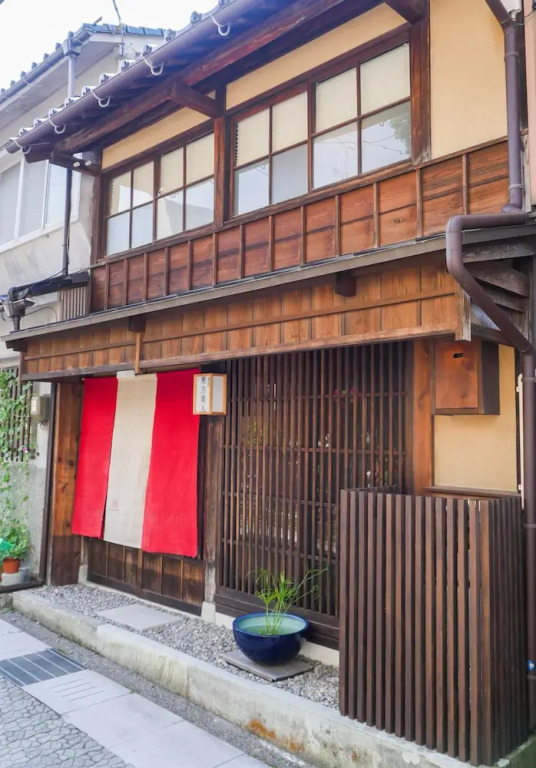 Toho-Bijin House
